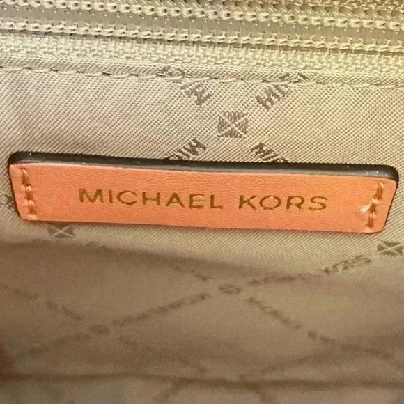 Michael Kors Purse Carmen Medium Flap Satchel shoulder bag new - Picture 8 of 10